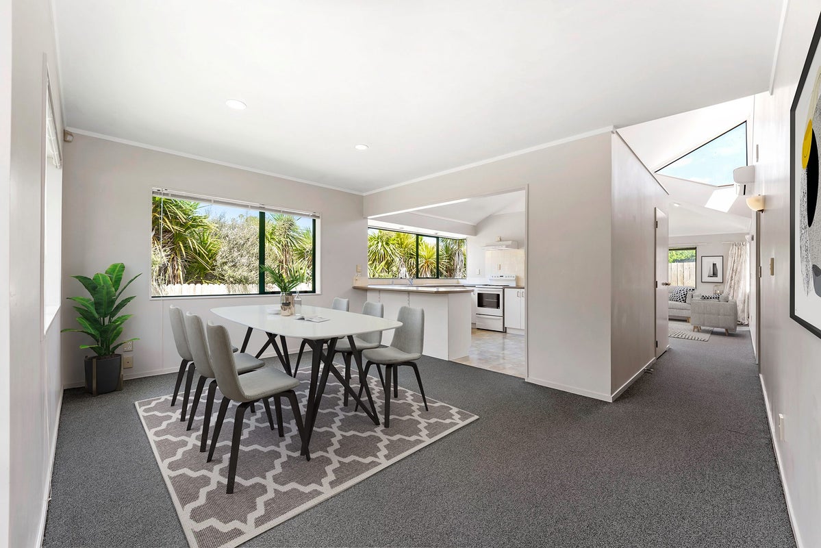2/52 Donald Street, Stanmore Bay, Whangaparaoa - Carousel 2