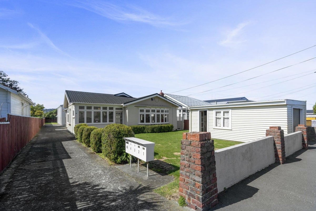 65 Freyberg Street, Lyall Bay, Wellington - Carousel 1
