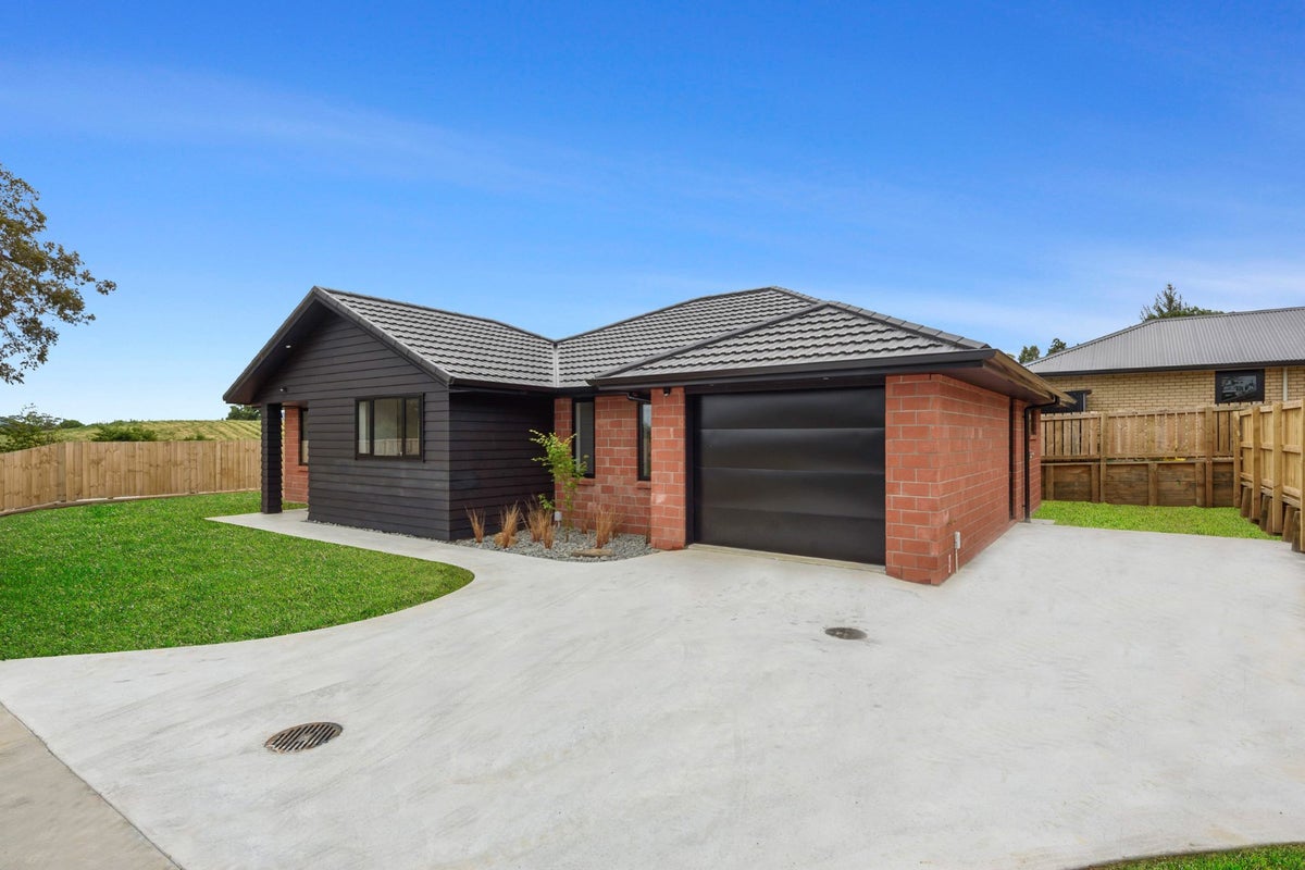 6 Te Koko Lane, Kihikihi, Te Awamutu - Carousel 1