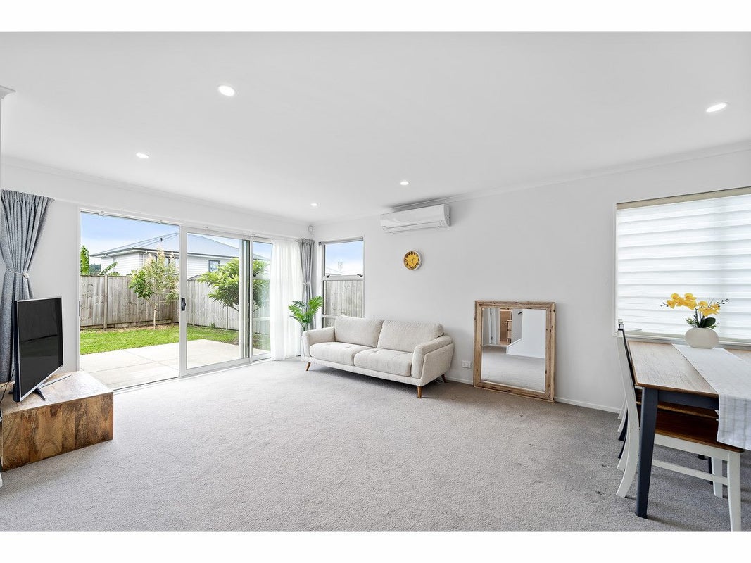 29 Mettam Drive, Swanson, Auckland - Carousel 2