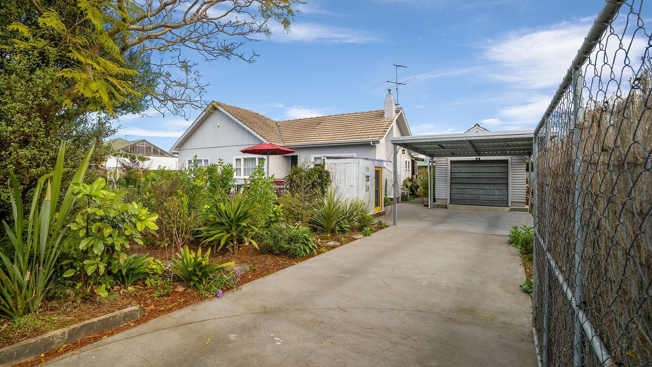 810 Childers Road, Te Hapara, Gisborne - Carousel 1