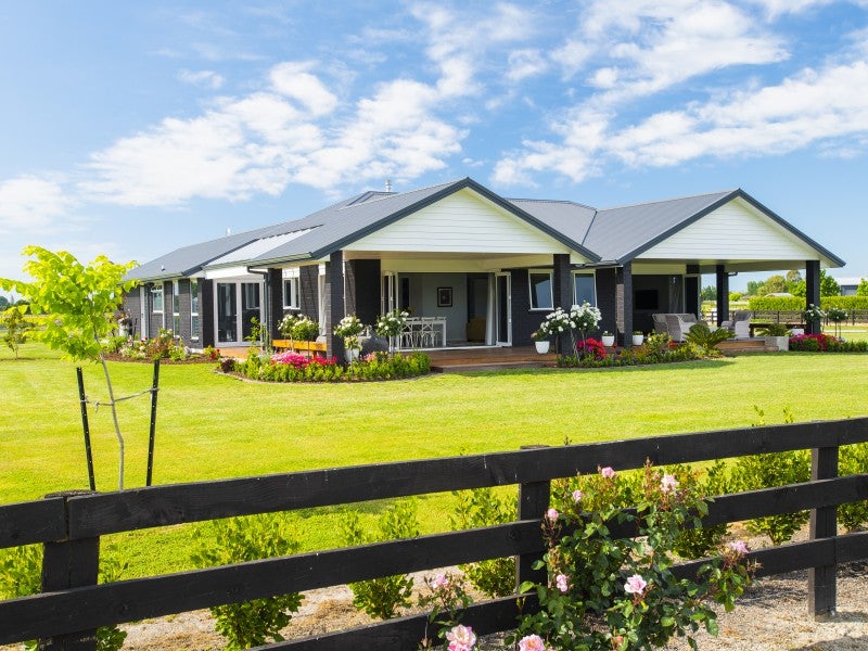 638 Back Ormond Road, Makauri, Gisborne - Carousel 1