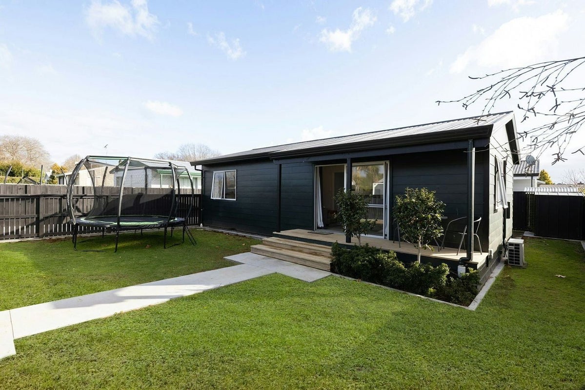 115A Tennyson Street, Leamington, Cambridge - Carousel 1