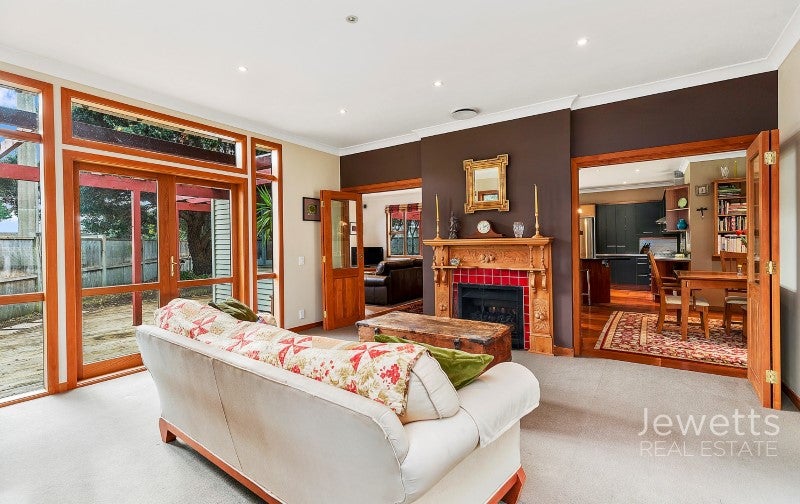 25 Hector Street, Seatoun, Wellington - Carousel 1