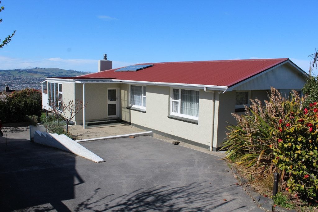 61 Isadore Road, Saint Clair, Dunedin - Carousel 1