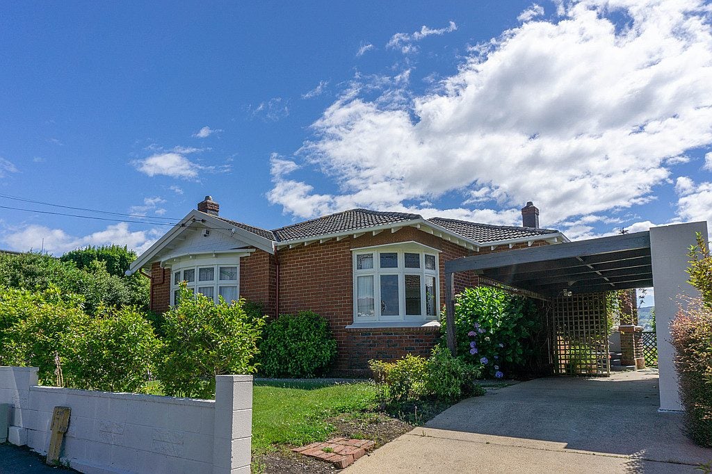 21 Sheen Street, Roslyn, Dunedin - Carousel 1