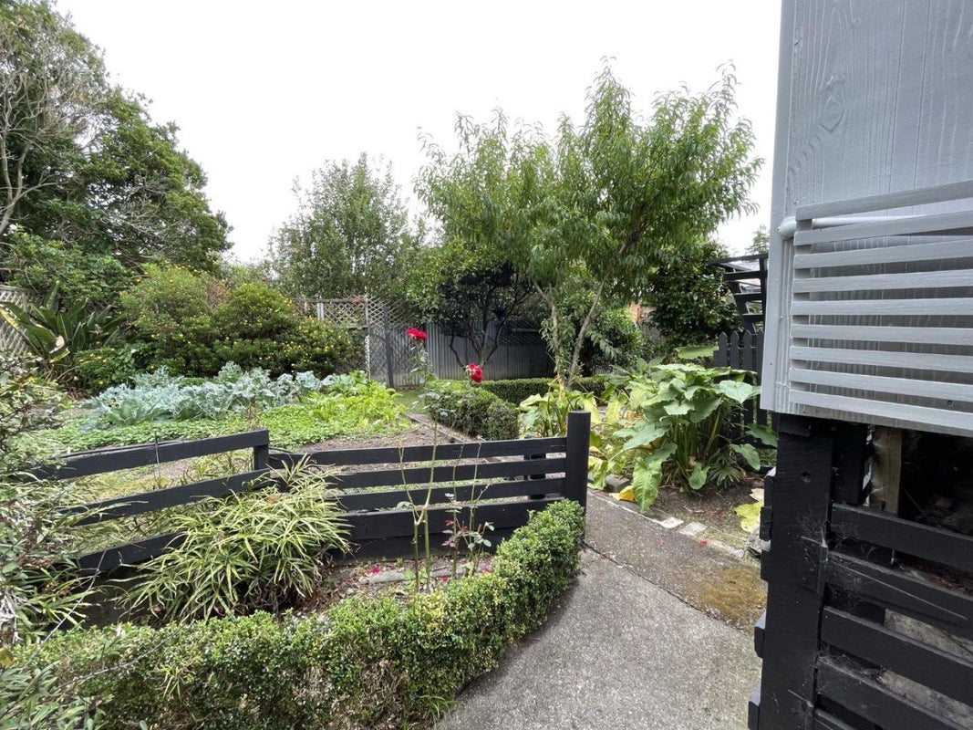 4 Willis Street, Whanganui East, Whanganui - Carousel 11