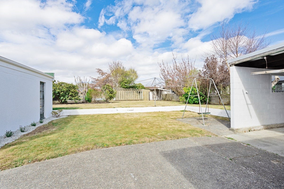 35 Holloway Street, Waikiwi, Invercargill - Carousel 22