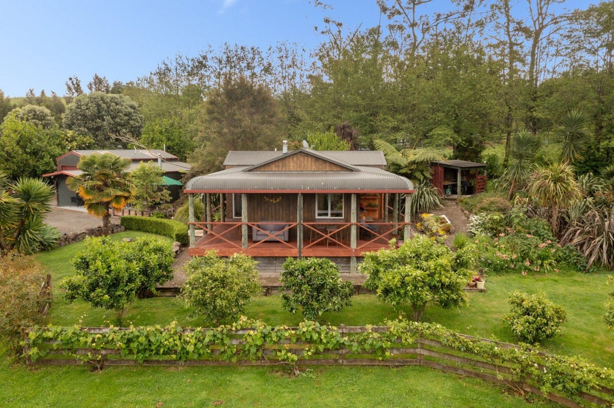 390D Old Highway, Whakamarama, Tauranga - Carousel 1