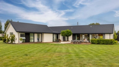 5 Evergreen Drive, Woodend, Kaiapoi - Carousel 1