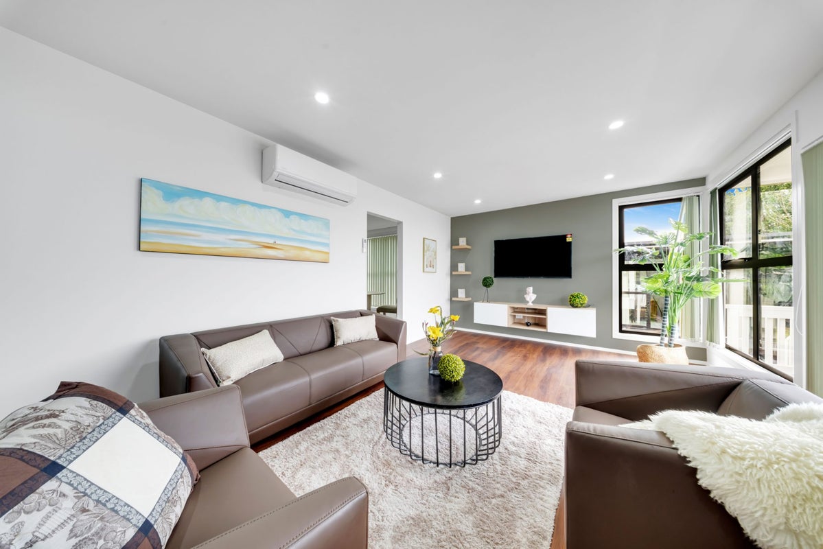 1 Sutton Avenue, Mangere East, Manukau City, Auckland - Carousel 2
