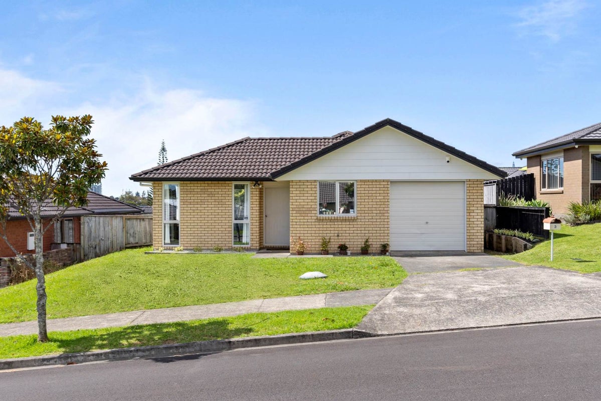 3 Anna Lane, Glen Eden, Auckland - Carousel 1