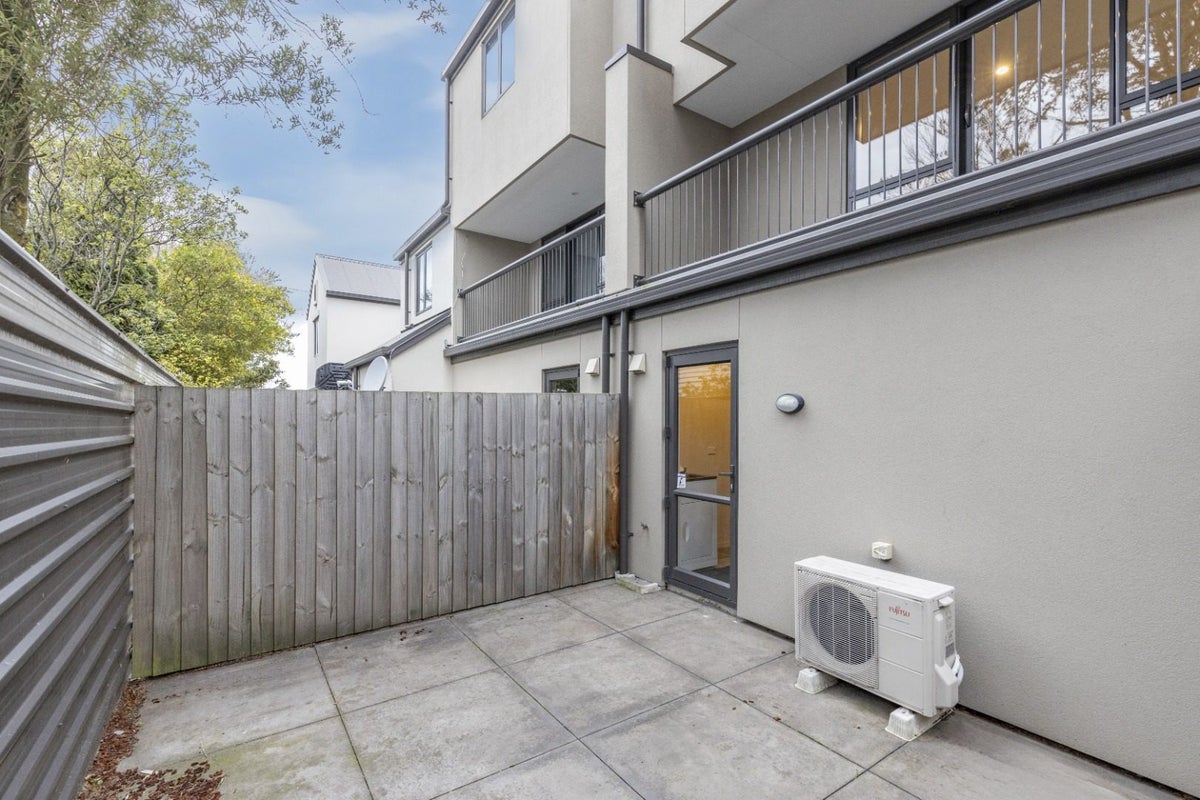 87 Burke Street, Addington, Christchurch - Carousel 10