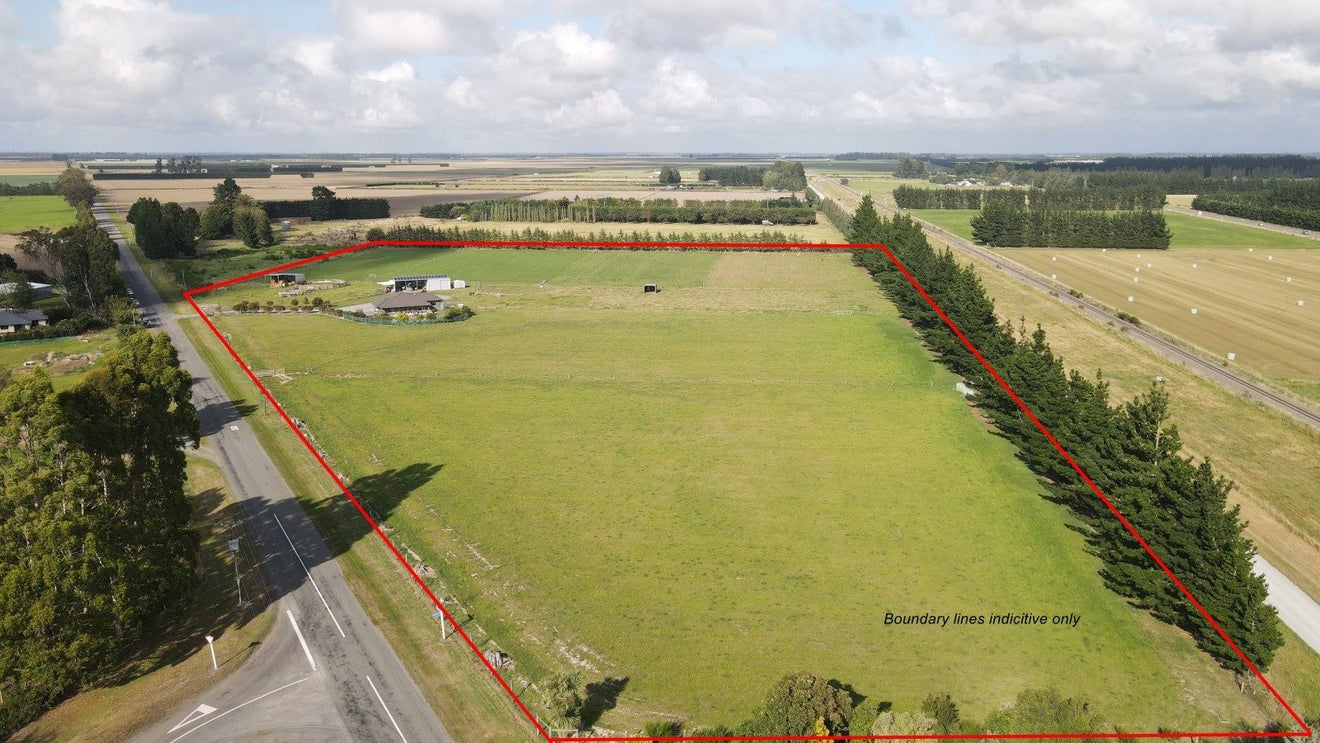 38 Chertsey Road, Chertsey, Ashburton - Carousel 1