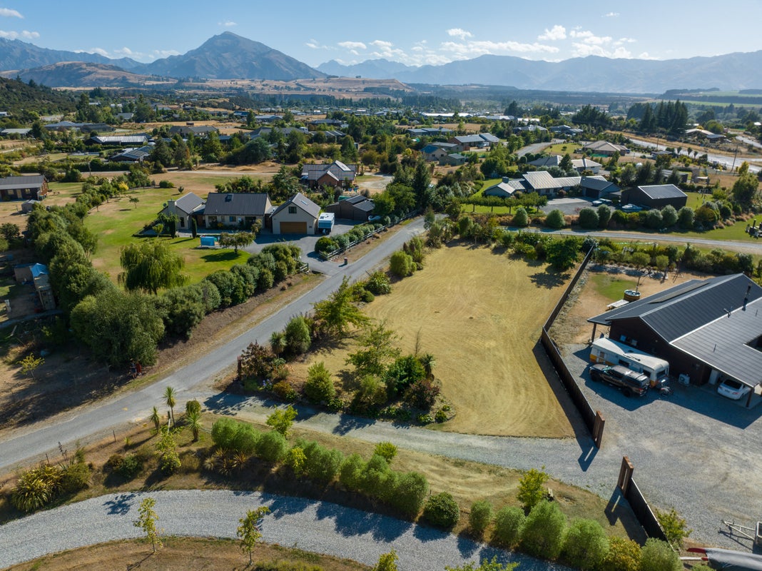 12A Old Racecourse Road, Albert Town, Wanaka - Carousel 2