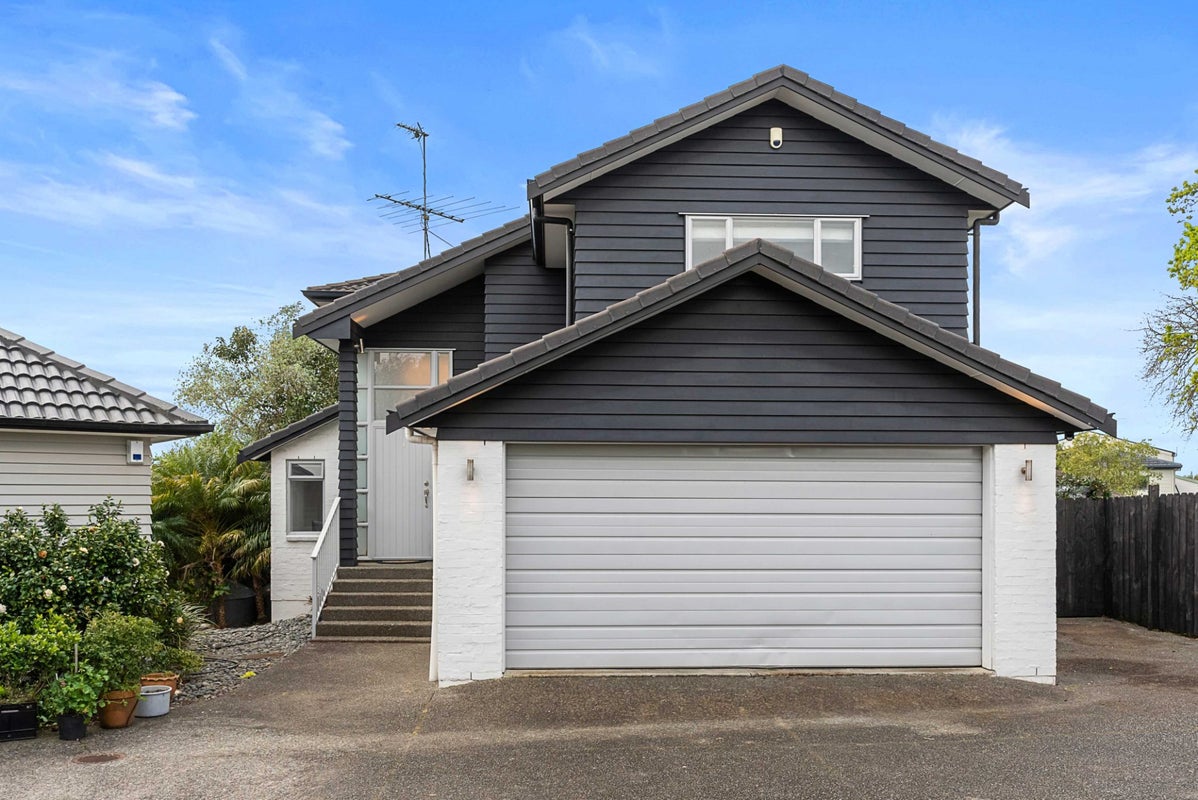 2 Exmouth Road, Northcote, Auckland - Carousel 15