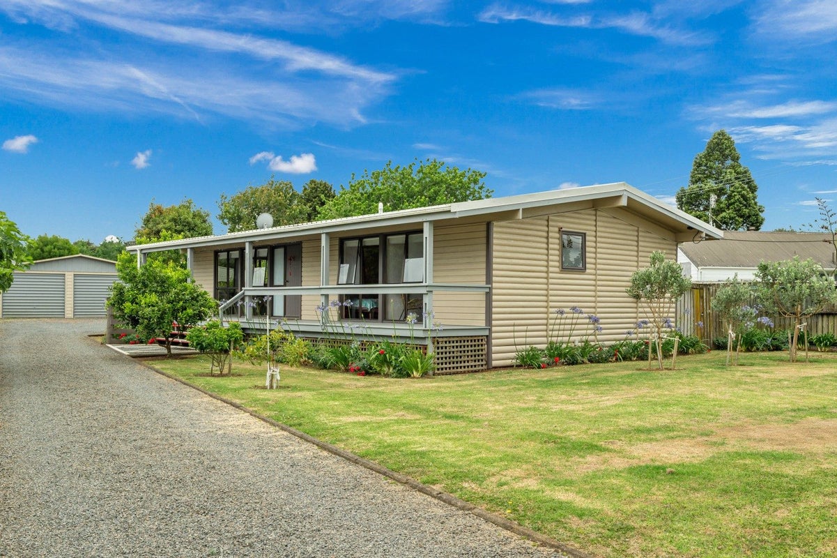 26 Tangihua Road, Whangarei - Carousel 1