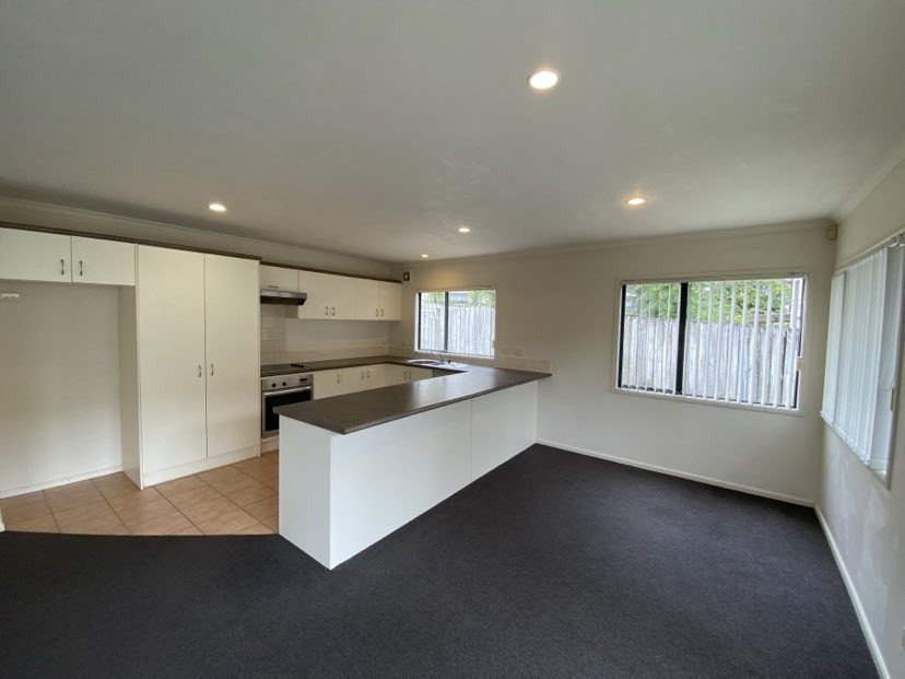 30 Mahoney Drive, Albany, Auckland - Carousel 2