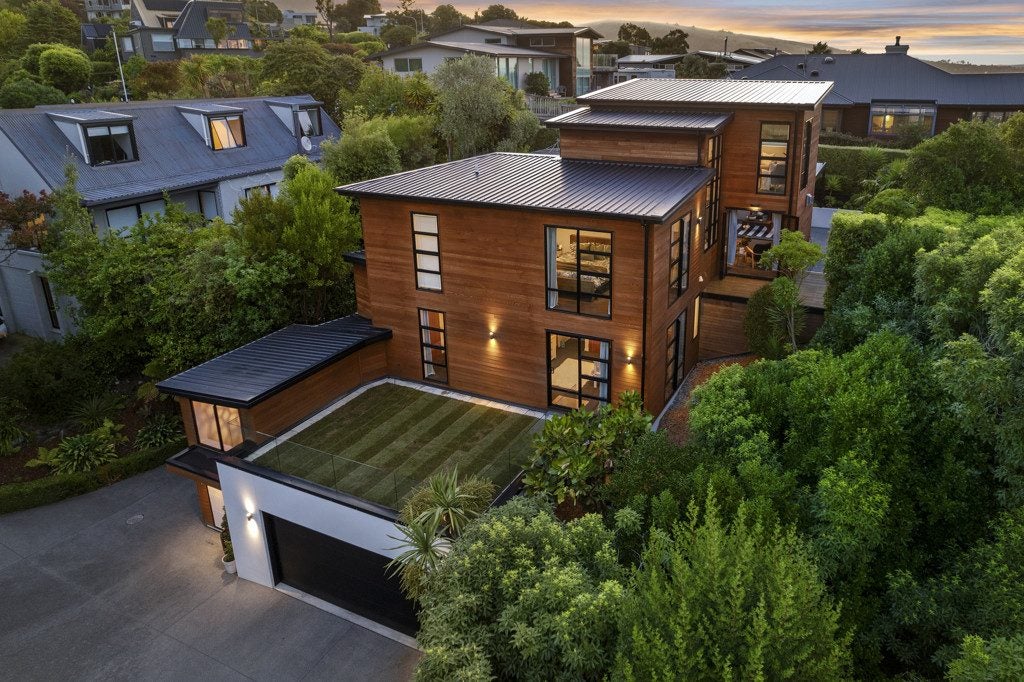 9B Janice Place, Mount Pleasant, Christchurch - Carousel 1
