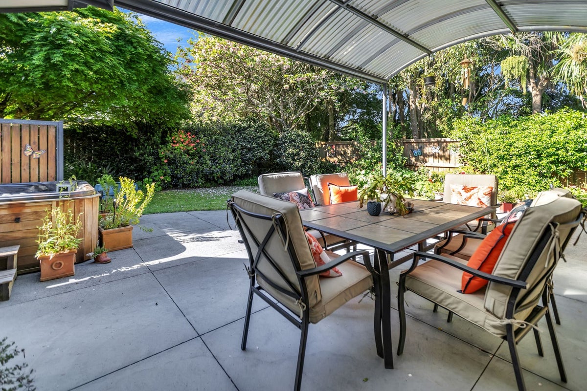 7 Canaandale Drive, Flagstaff, Hamilton - Carousel 2