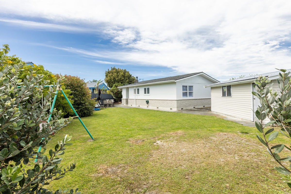 7 Barnett Place, Pirimai, Napier - Carousel 12