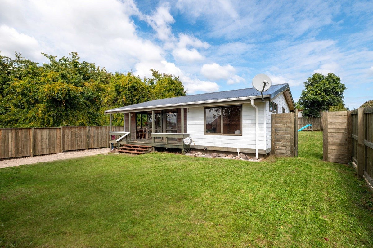 52 Devon Street, Glenholme, Rotorua - Carousel 1