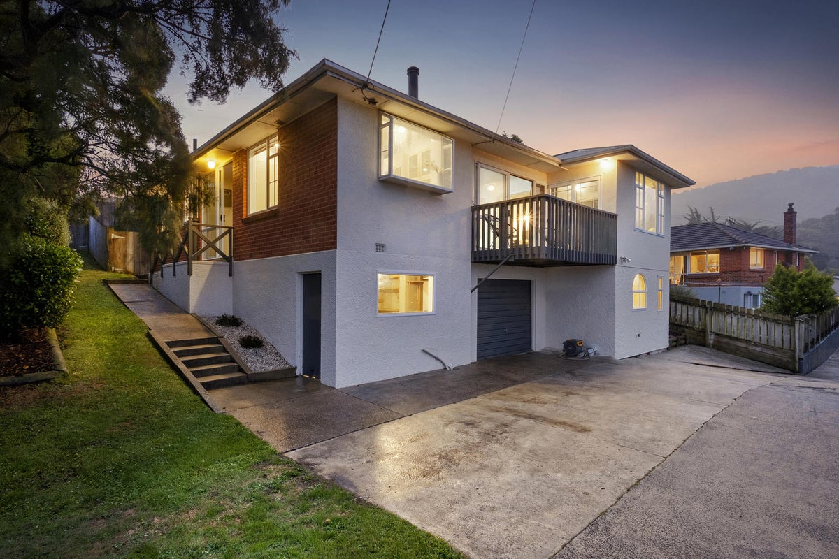 102 Wakari Road, Helensburgh, Dunedin - Carousel 1