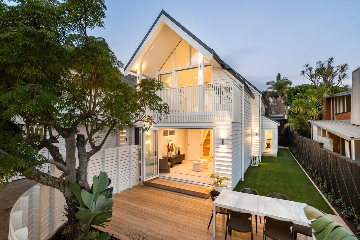 3/14 Peel Street, Westmere, Auckland - Carousel 1