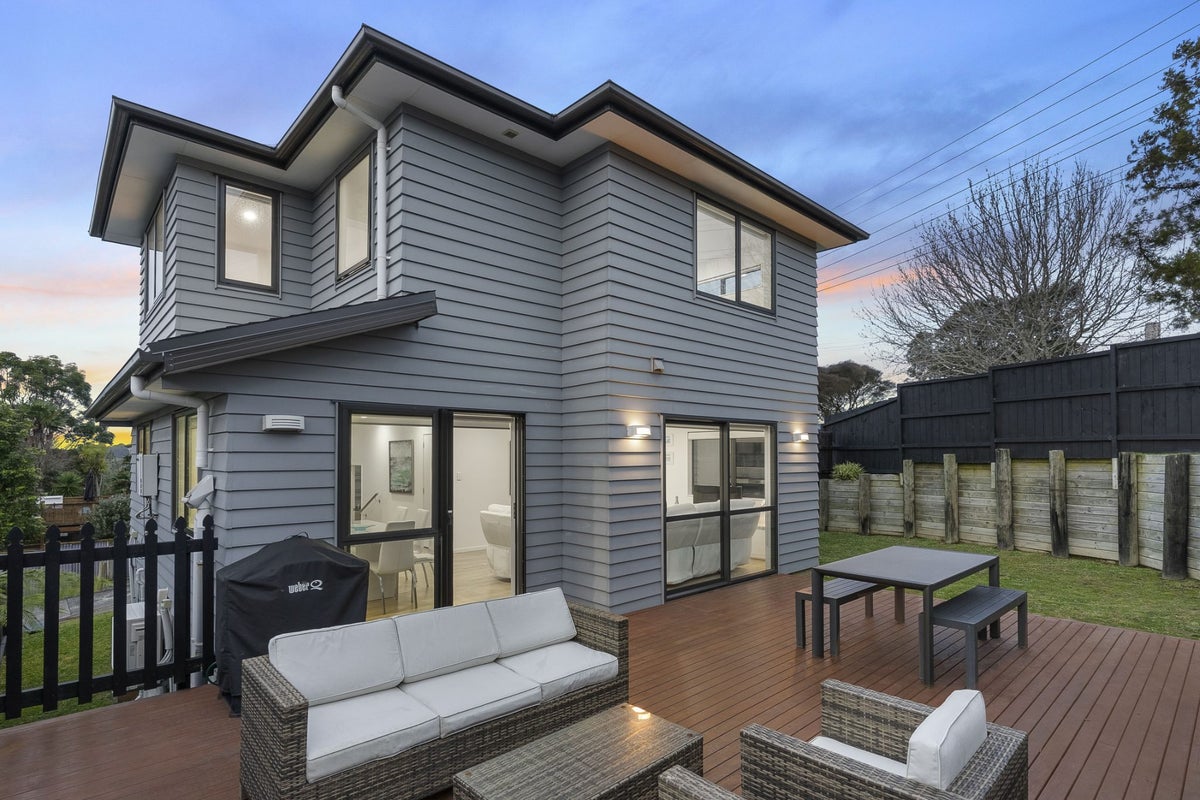 62 Verran Road, Birkdale, Auckland - Carousel 1