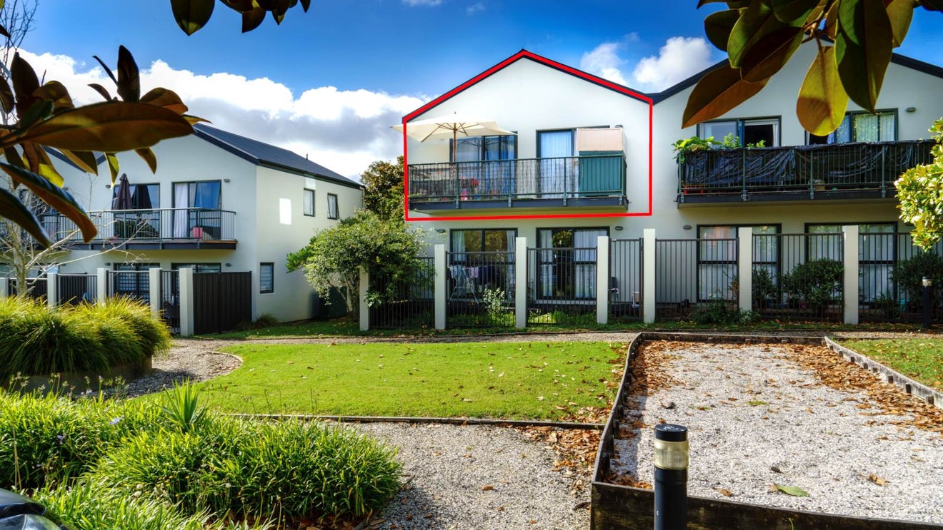 12/437B Albany Highway, Albany, Auckland - Carousel 1