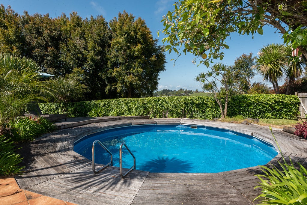 207 Point View Drive, East Tamaki Heights, Auckland - Carousel 2