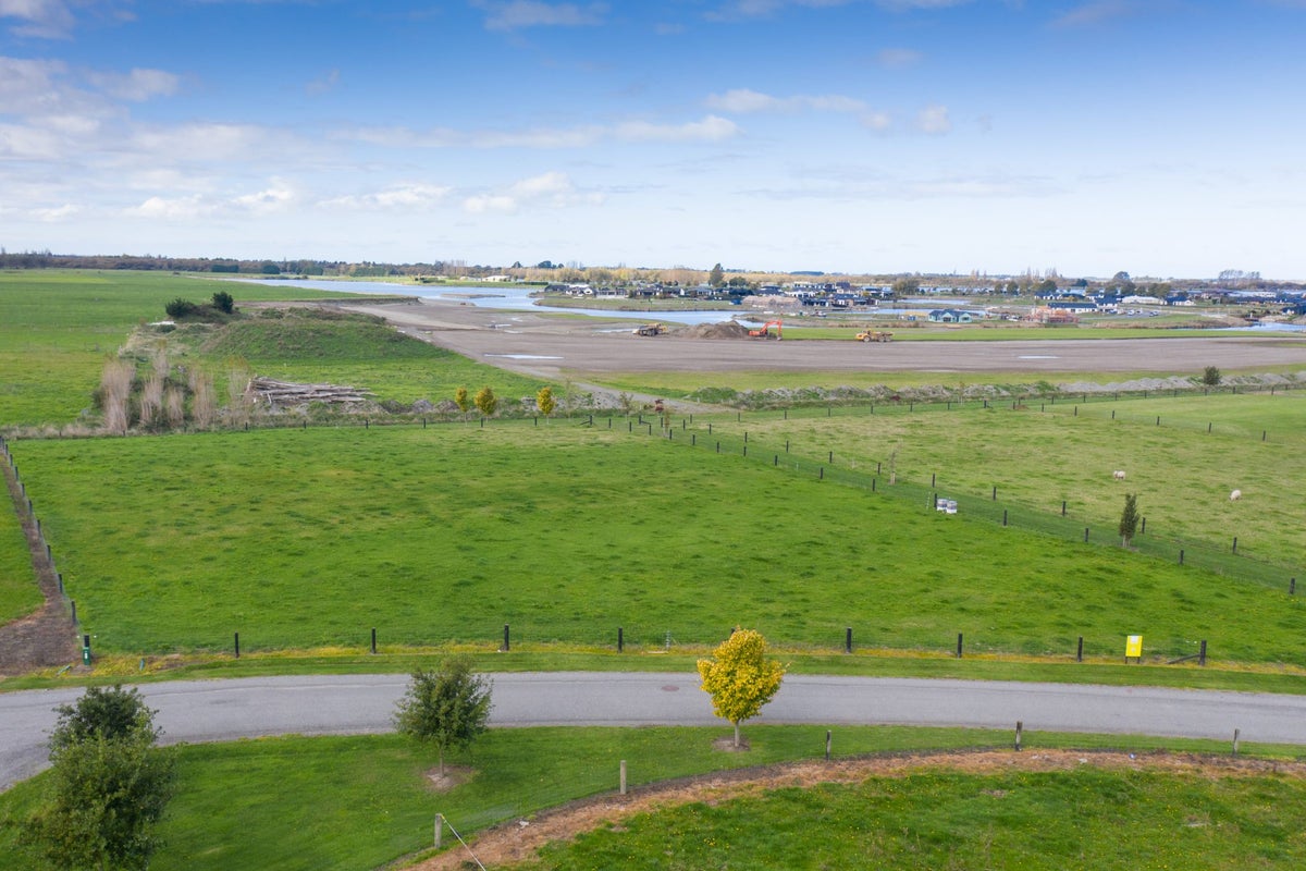28 Farmstead Lane, Huntingdon, Ashburton - Carousel 2