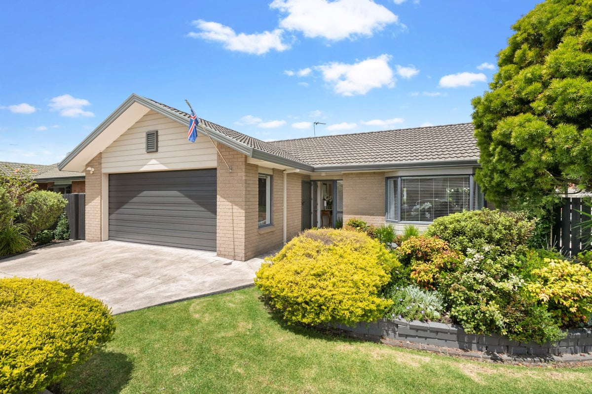 18 Motutapu Avenue, Manly, Whangaparaoa - Carousel 2