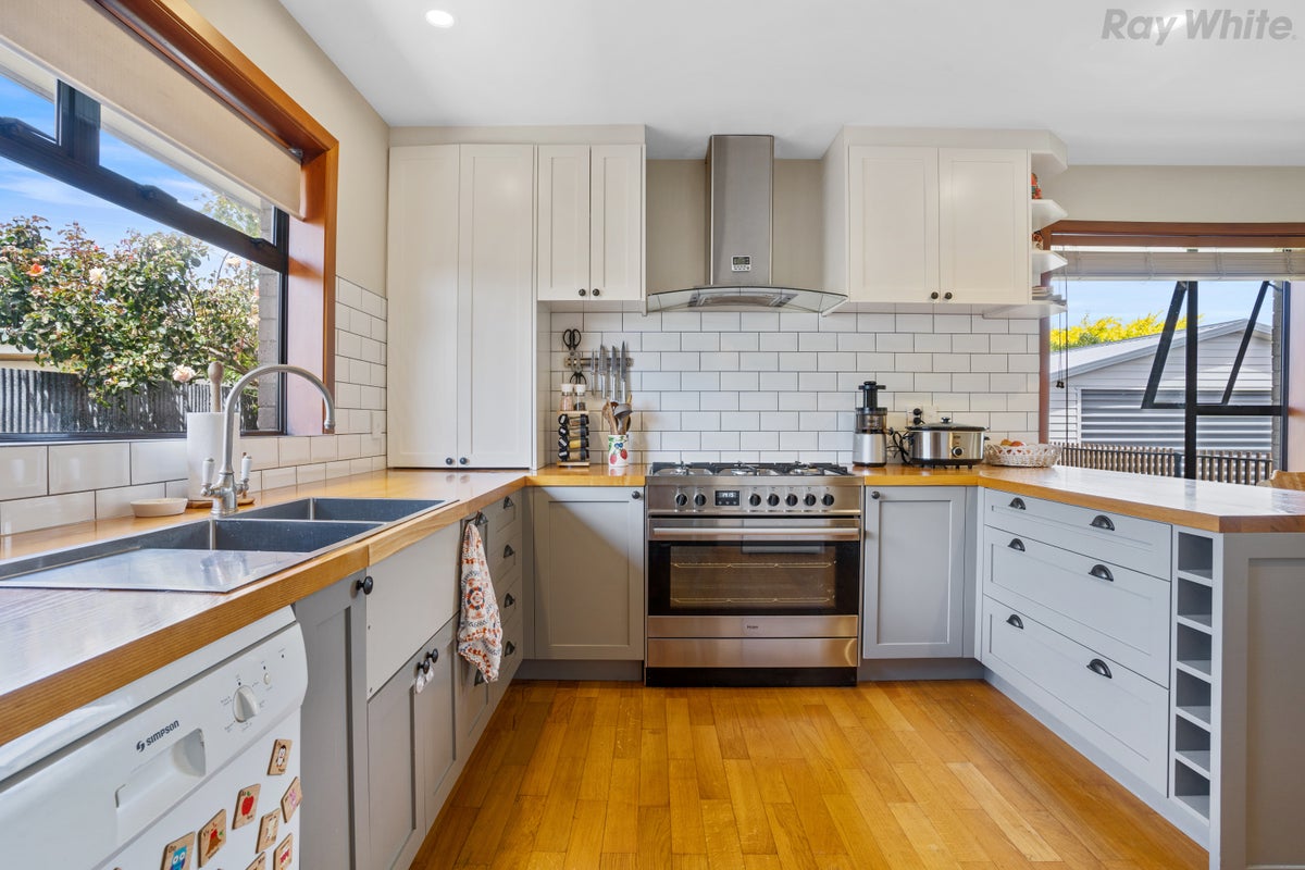 10 Hammersley Avenue, Shirley, Christchurch - Carousel 2