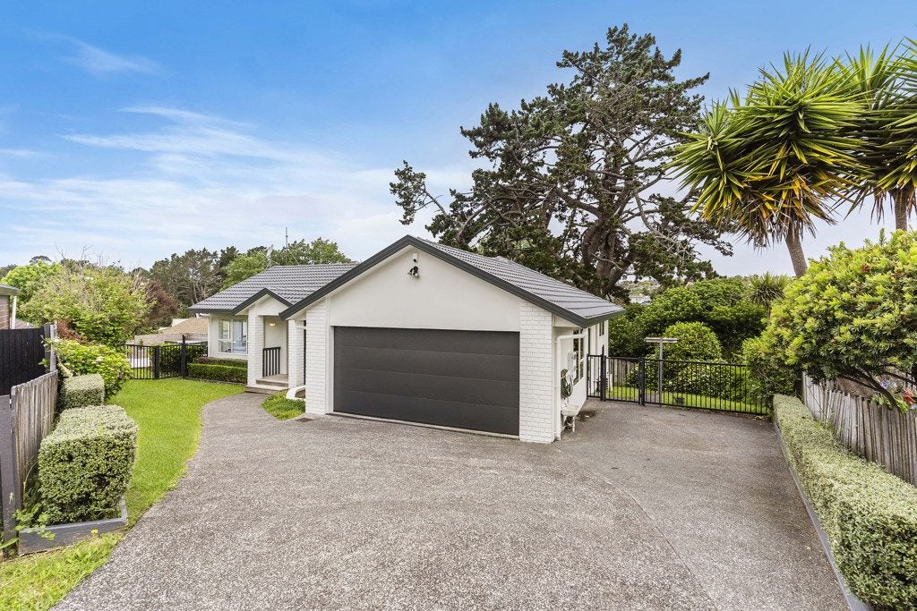 10 Owl court, Unsworth Heights, North Shore City - Carousel 1
