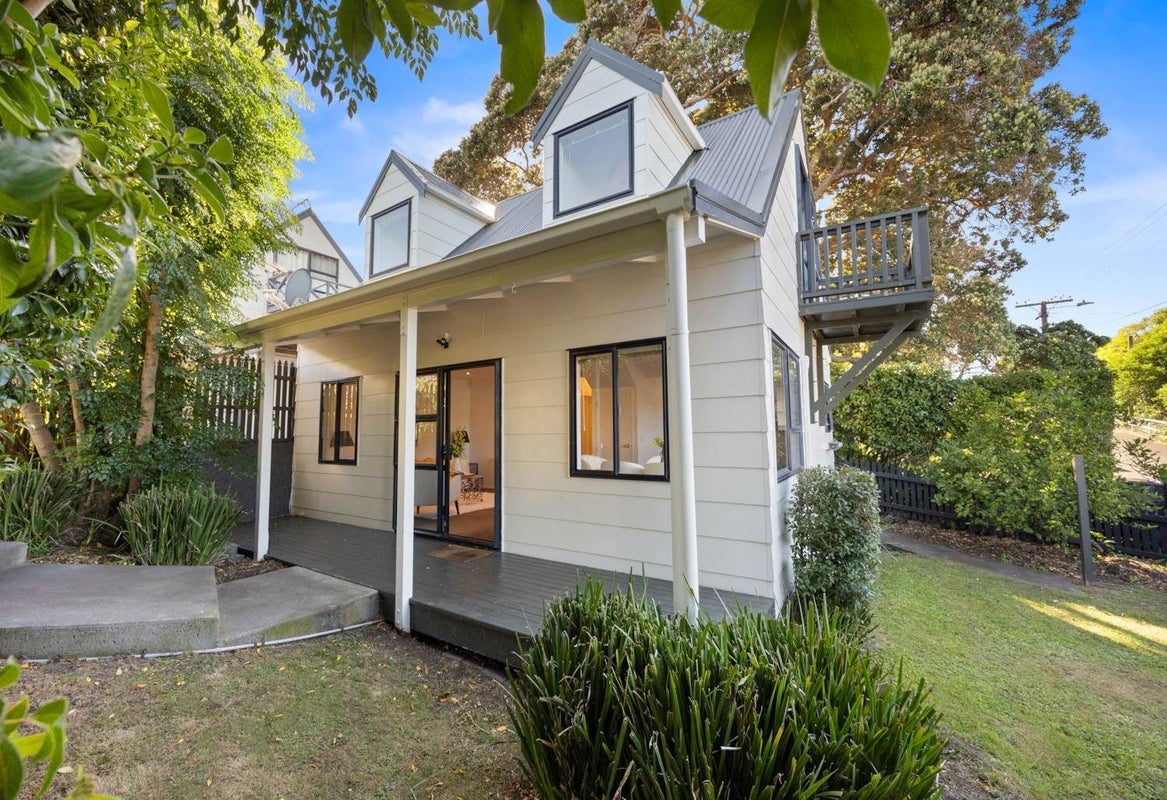 1/60 Disraeli Street, Mount Eden, Auckland - Carousel 1