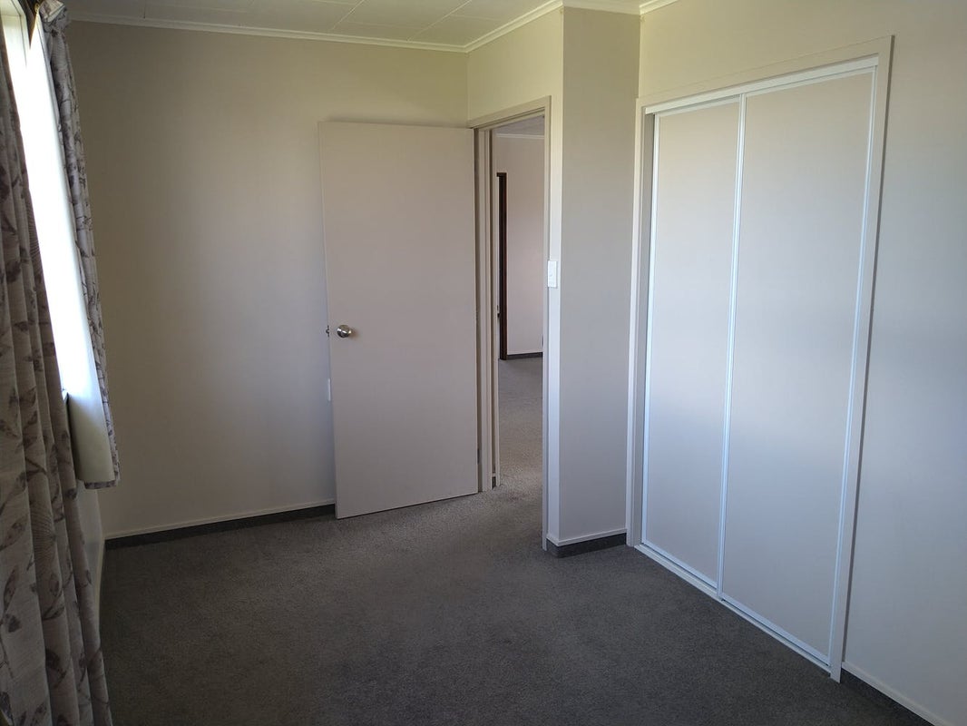 3 Walnut Lane, Islington, Blenheim - Carousel 15