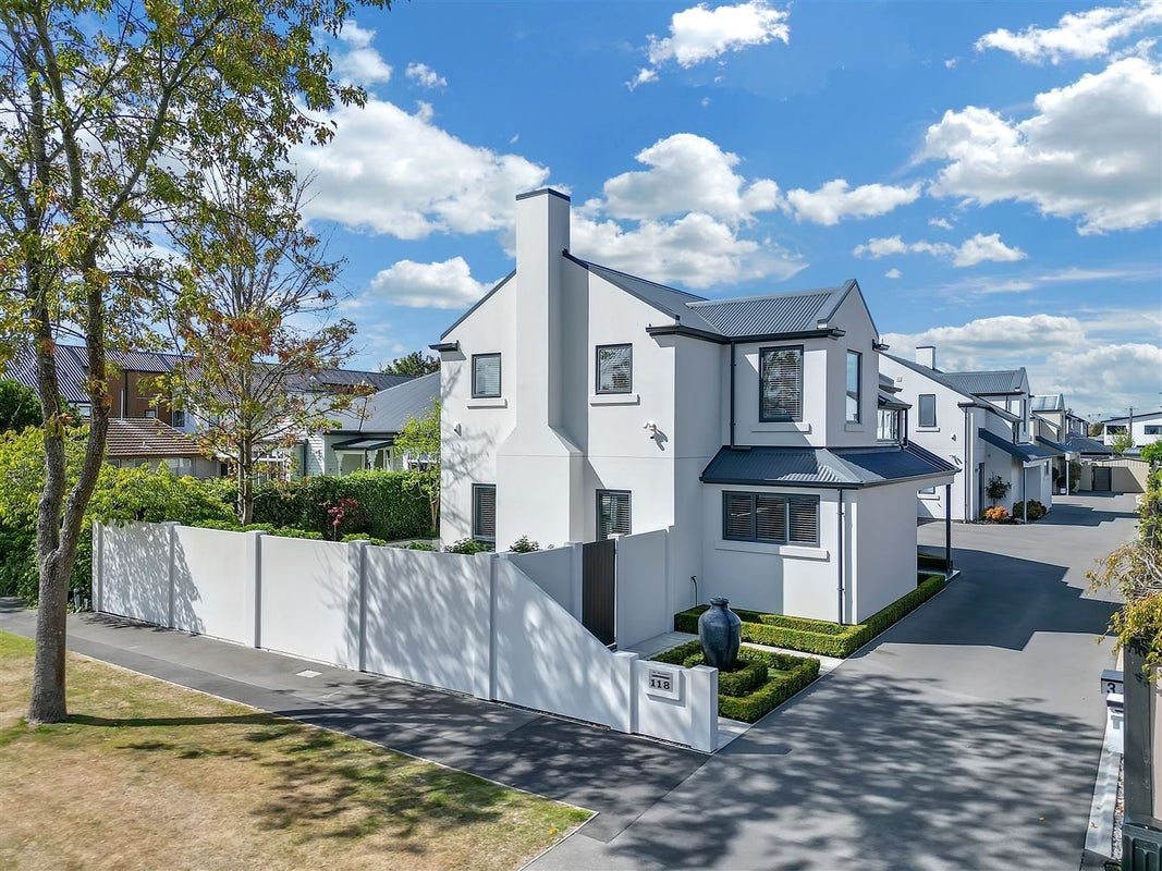 118 Bishop Street, St Albans, Christchurch - Carousel 1
