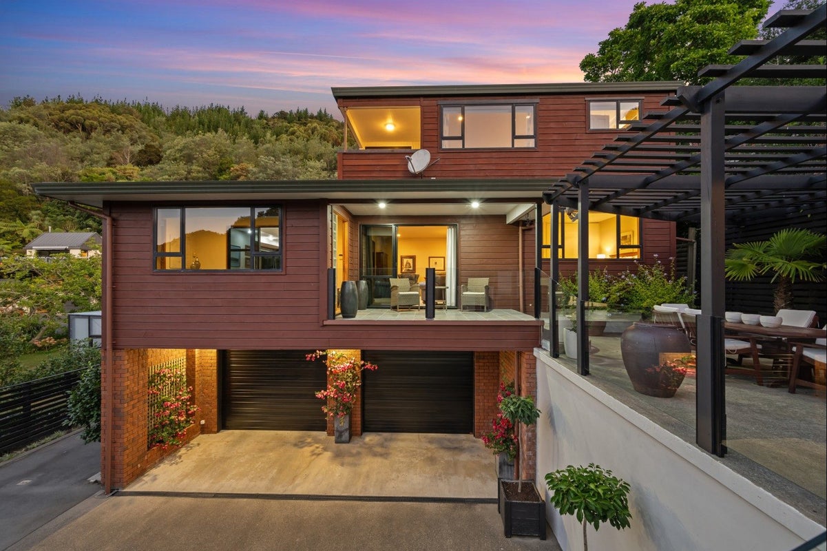 5 Milton Terrace, Picton, Picton - Carousel 1