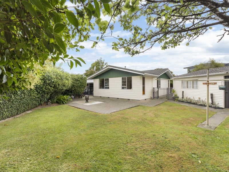 15 Rennie Avenue, Milson, Palmerston North - Carousel 2