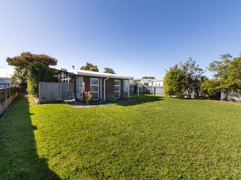 3 Venus Way, Milson, Palmerston North - Carousel 1