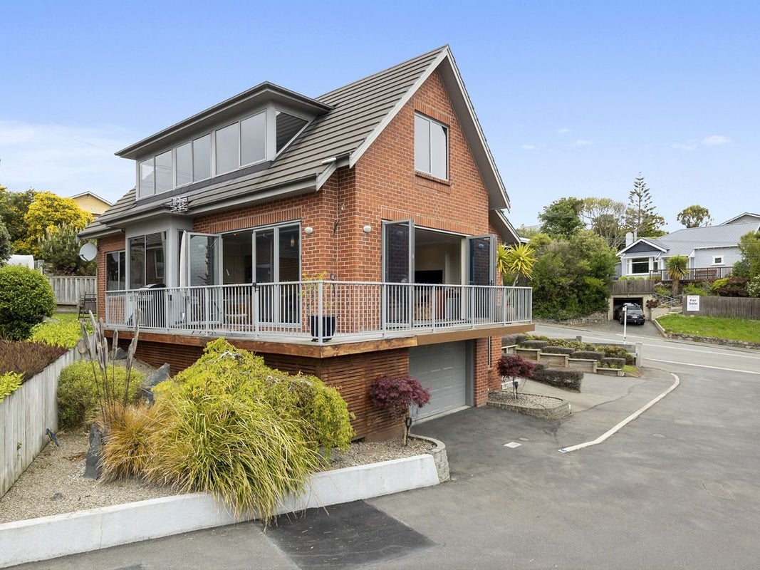 49 Highcliff Road, Andersons Bay, Dunedin - Carousel 1