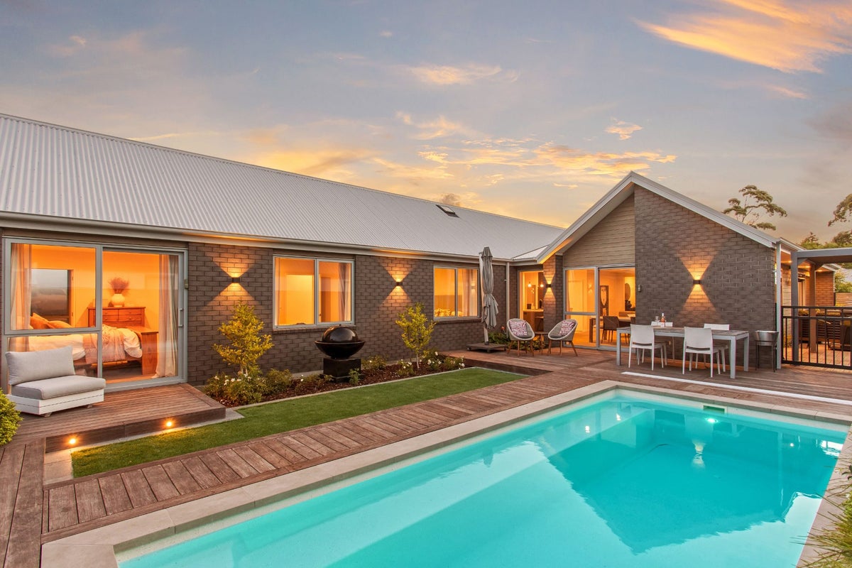 93 Leistrella Road, Hoon Hay, Christchurch - Carousel 1