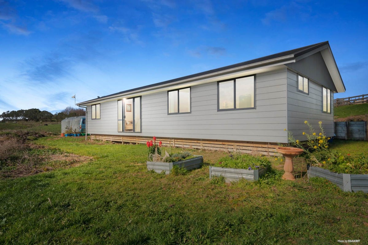 127 Chapman Road, Pukekawa, Tuakau - Carousel 1