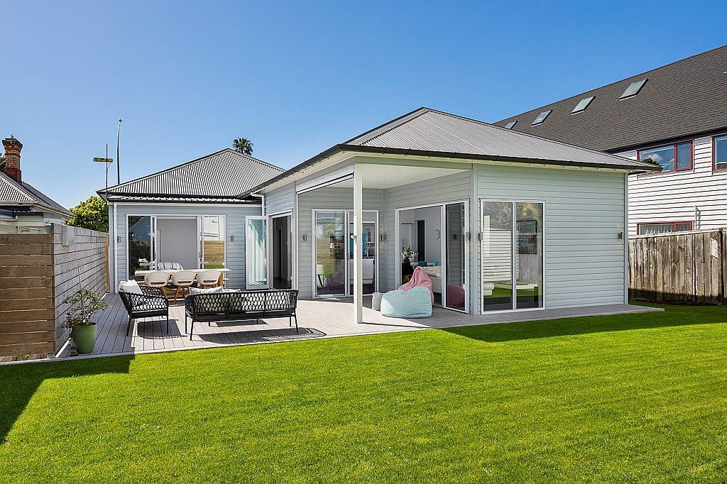 220 Balmoral Road, Mount Eden, Auckland - Carousel 1