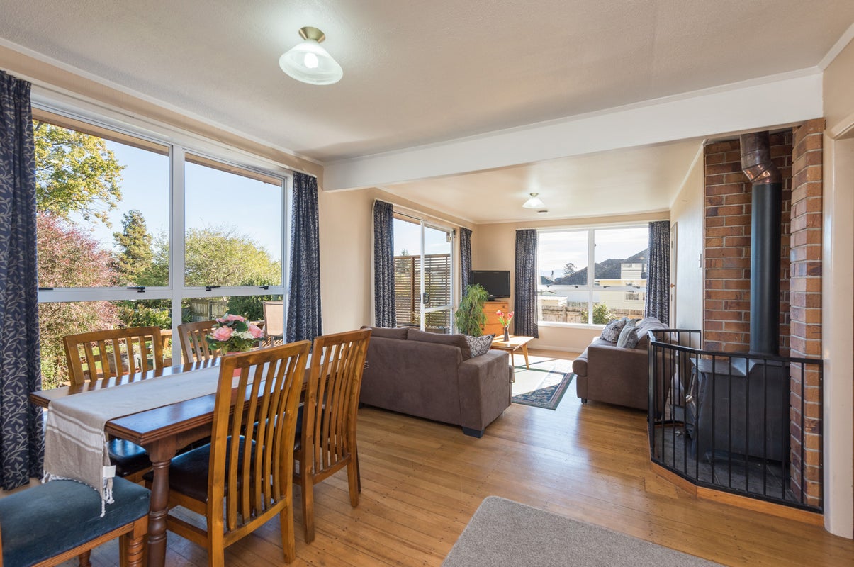 8 Kauri Street, Stoke, Nelson - Carousel 1