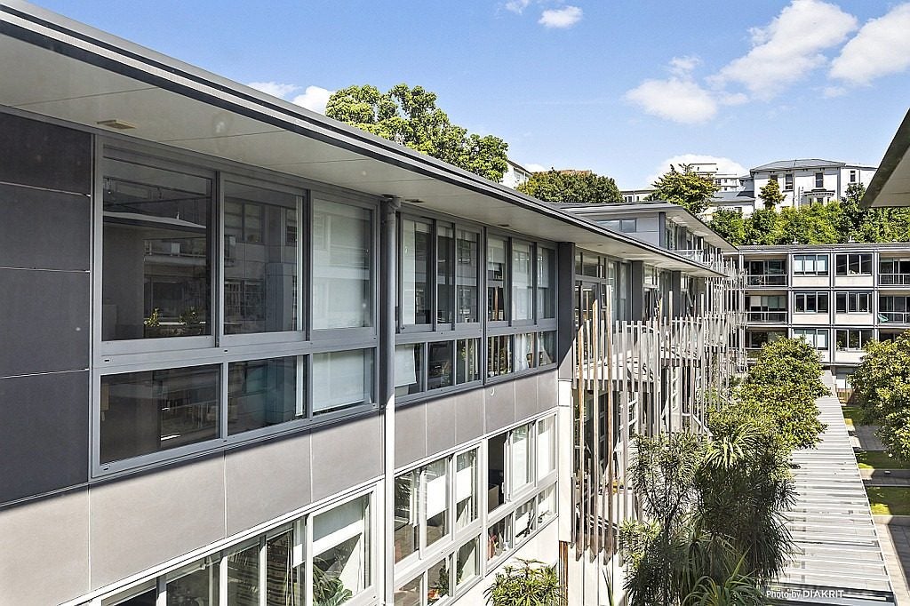 S305/28 Torrens Terrace, Mount Cook, Wellington - Carousel 8