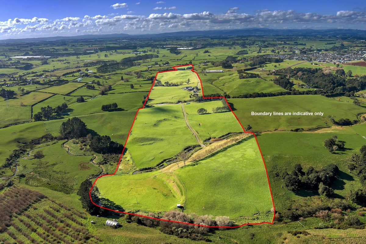 137 Kingseat Road, Patumahoe, Pukekohe - Carousel 1