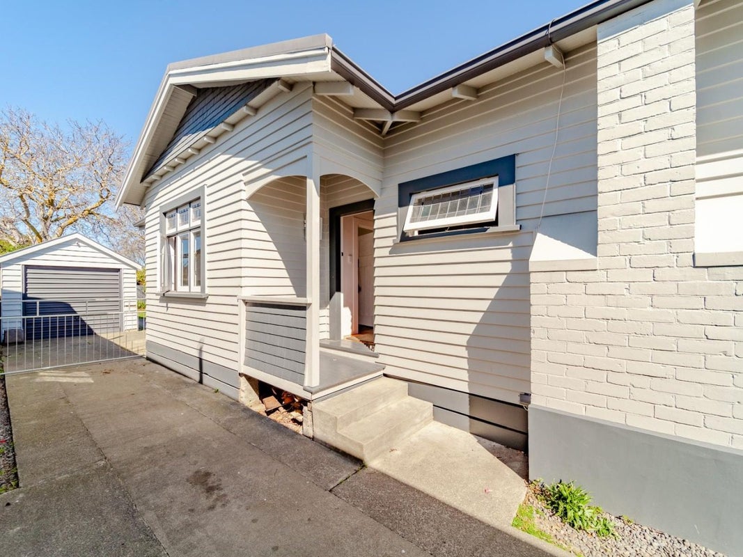76 Kennedy Road, Napier South, Napier - Carousel 2
