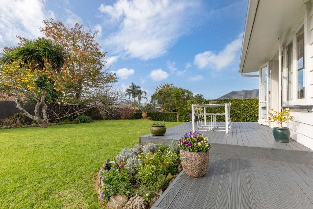 10 August Place, Greenlane, Auckland - Carousel 8